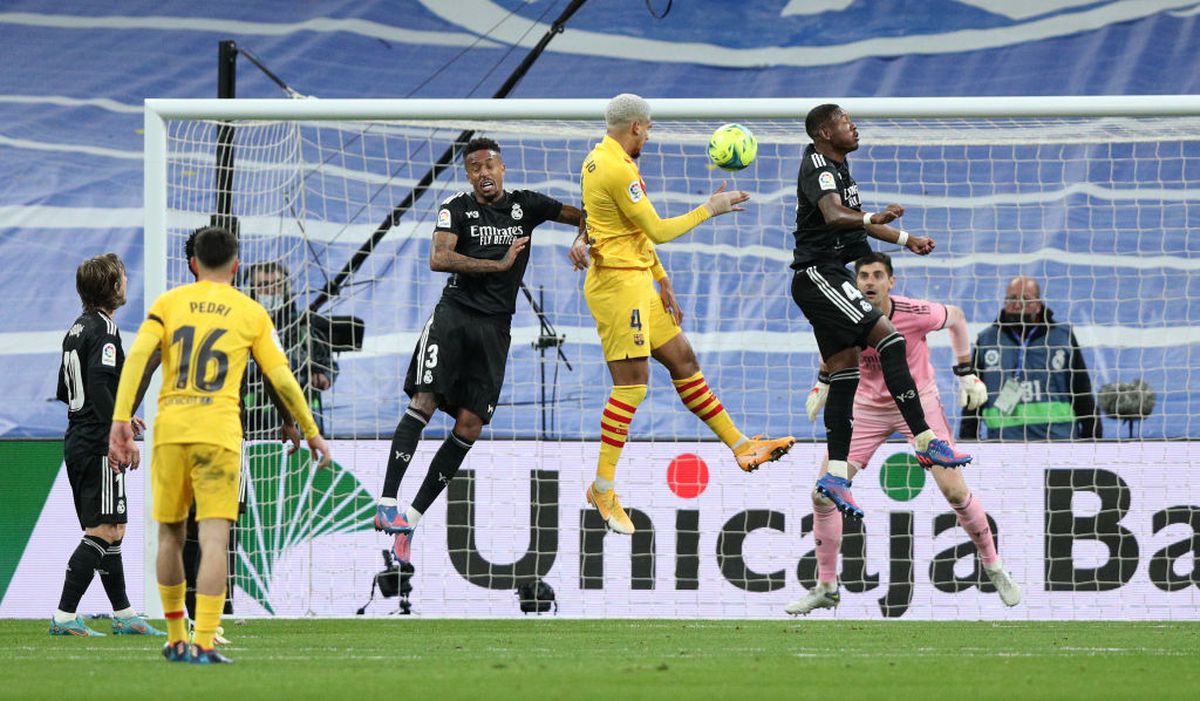 Real Madrid - Barcelona 0-4. Aubameyang, noul coșmar al Madridului » Recordurile stabilite de gabonez în primul lui El Clasico