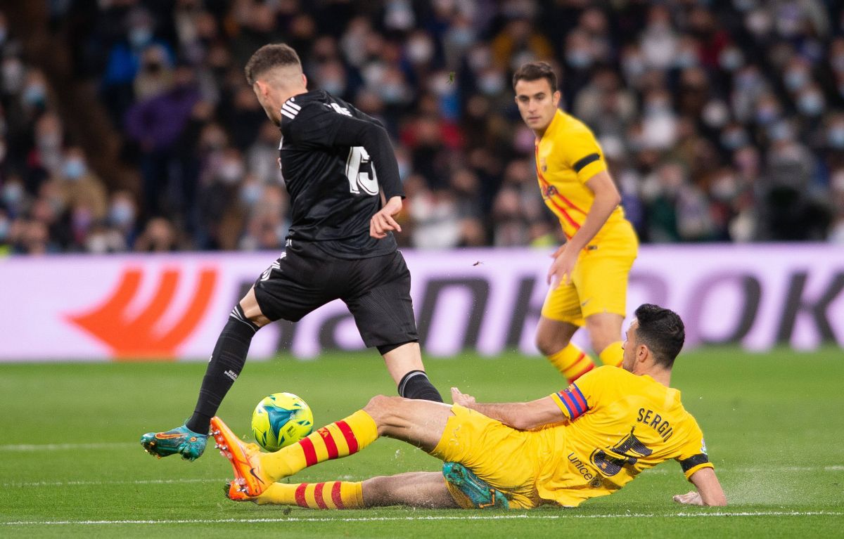 Xavi, în extaz după ce a umilit-o pe Real Madrid pe „Bernabeu”: „Puteam da mai multe goluri” + Reacția lui Carlo Ancelotti: „Este vina mea”