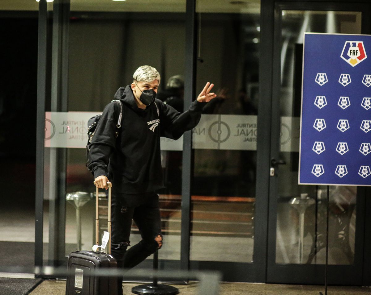 Antrenament echipa națională înainte de duelul cu Grecia // foto: FRF