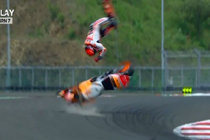 Accidentul lui Marc Marquez / Sursă foto: Twitter @MotoGP