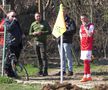 „Jucăm printre tranșee, ca-n război!”. Reportaj GSP la Liga 5, cu fotbal, conducte de gaze și spectatori mascați: „Joacă titulari «Scoică», «Pisică», «Lună», «Buze moi»”