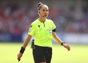 Iuliana Demetrescu va arbitra în sferturile Champions League » Hațegan și Feșnic, în camera VAR