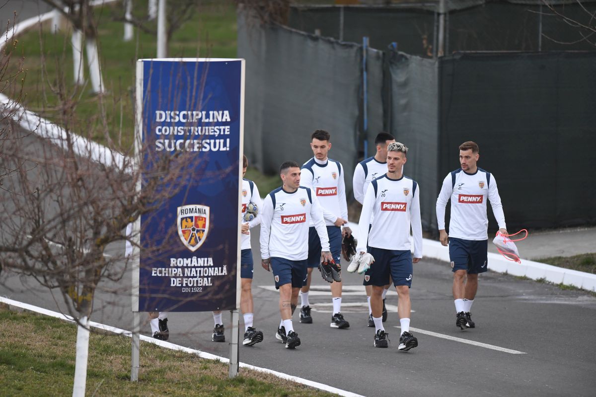 Imagini de la antrenamentul României » Ce „tricolor” a fost ținut aproape de Edi Iordănescu + ce se întâmplă cu Mario Camora