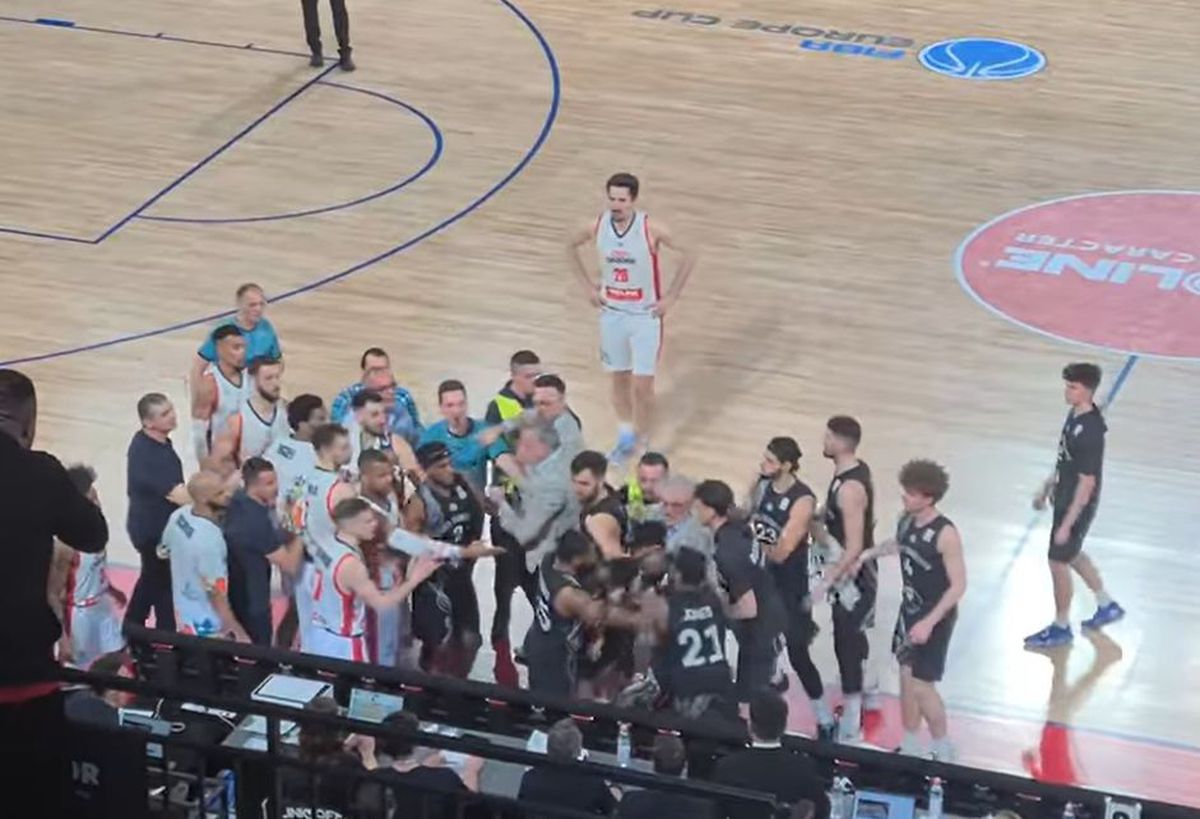 Scandal la CSM Oradea - U-BT Cluj