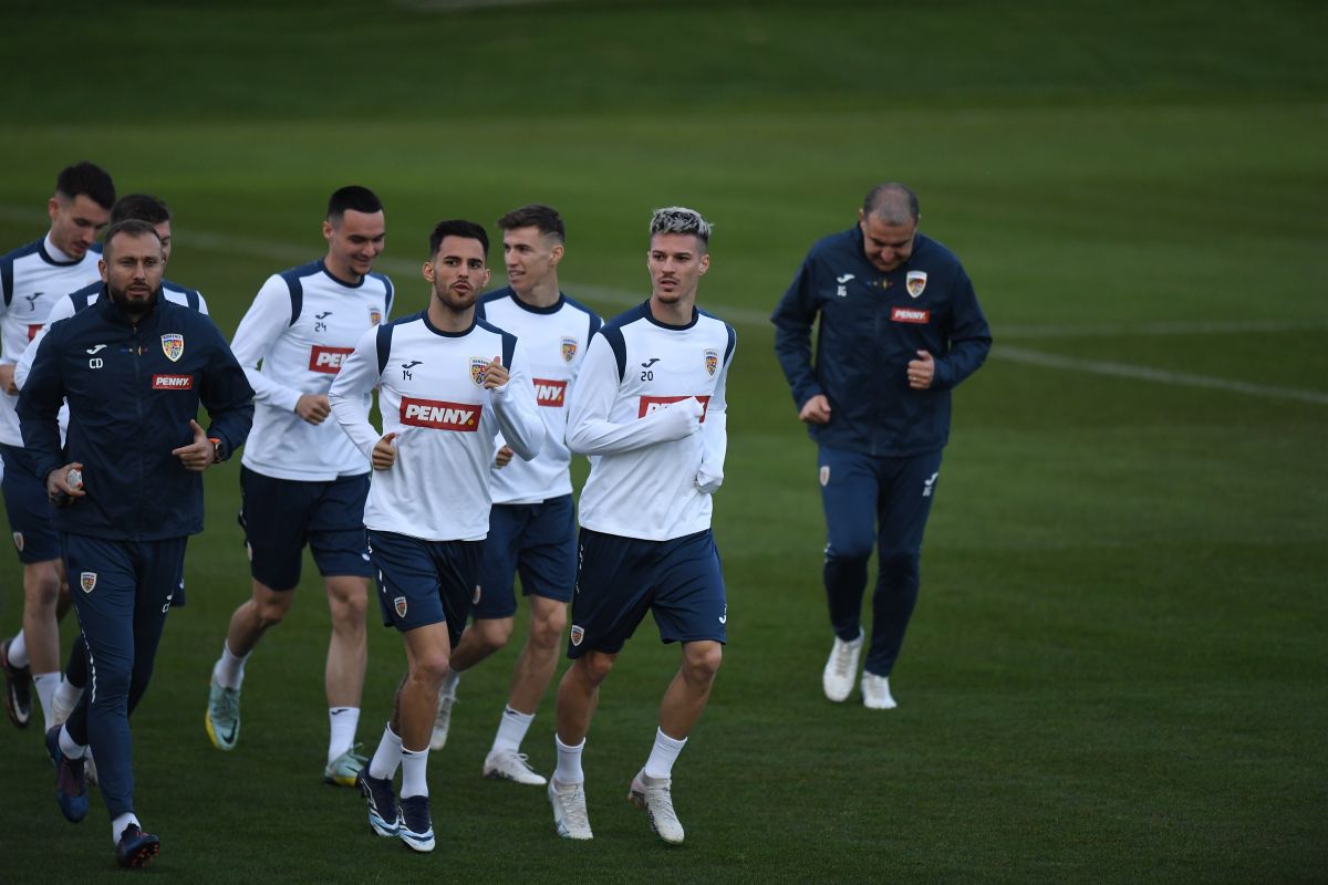 Imagini de la antrenamentul României » Ce „tricolor” a fost ținut aproape de Edi Iordănescu + ce se întâmplă cu Mario Camora