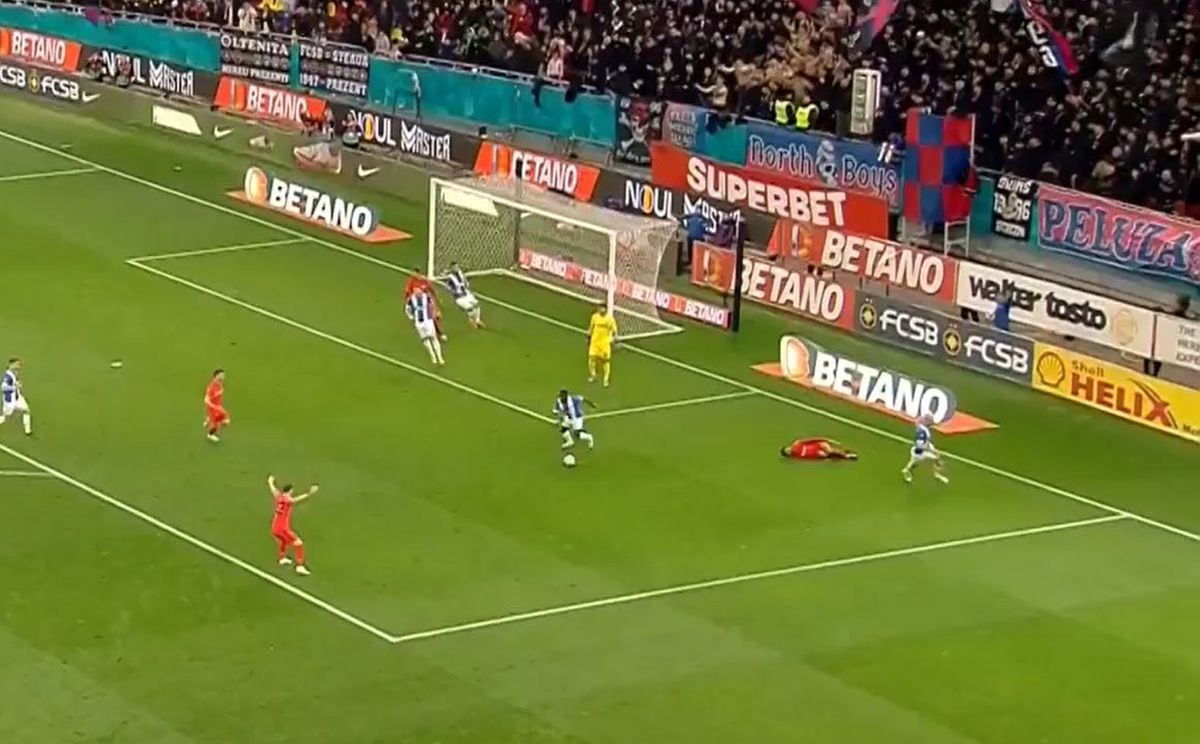 Explicații pentru faza controversată din FCSB - CSU Craiova » De ce n-a fost penalty la Edjouma
