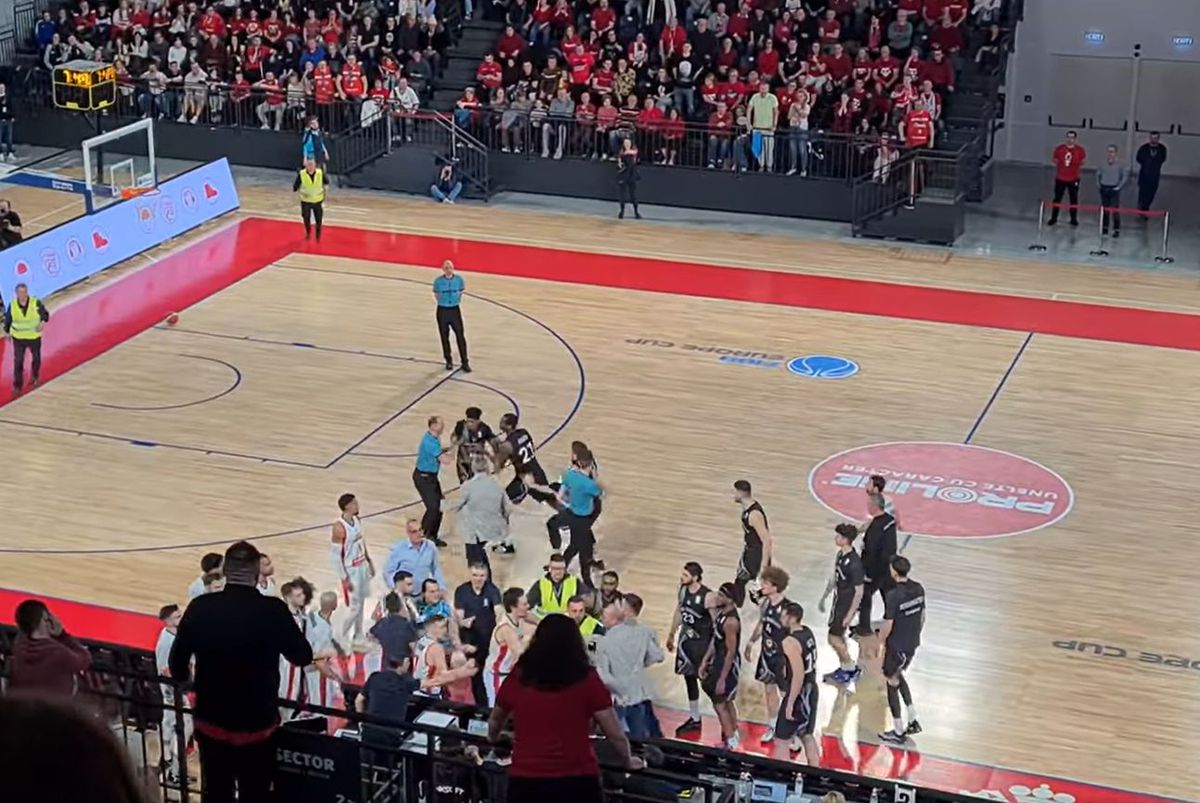 Scandal la CSM Oradea - U-BT Cluj