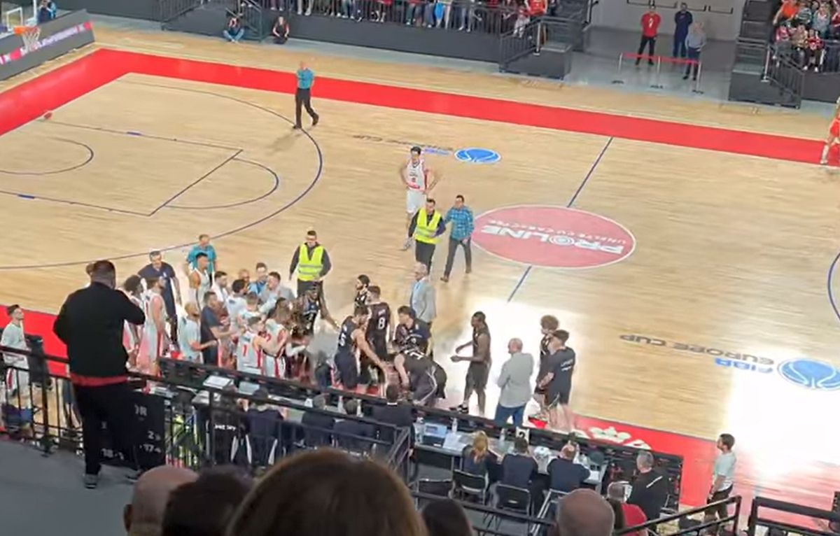 Scandal la CSM Oradea - U-BT Cluj