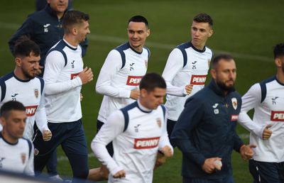 Imagini de la antrenamentul României » Ce „tricolor” a fost ținut aproape de Edi Iordănescu + ce se întâmplă cu Mario Camora