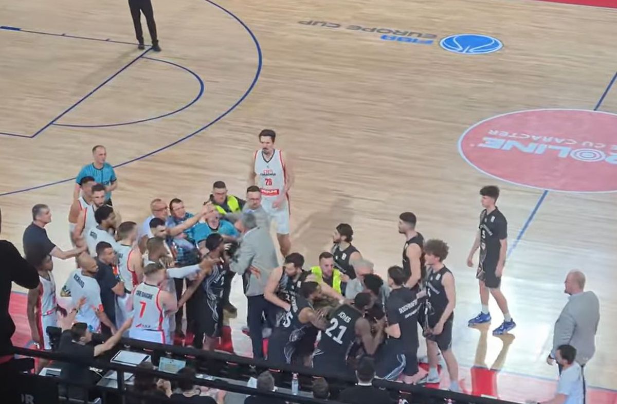 Scandal la CSM Oradea - U-BT Cluj