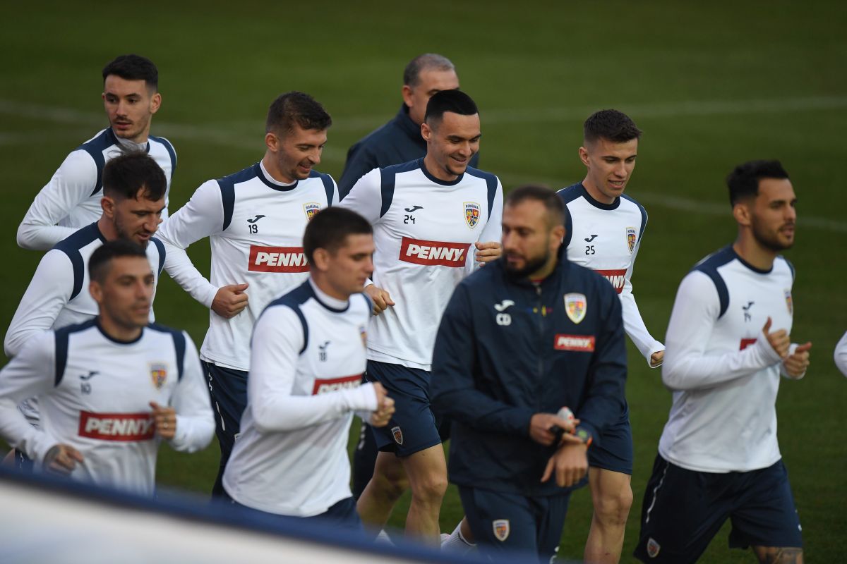 Imagini de la antrenamentul României » Ce „tricolor” a fost ținut aproape de Edi Iordănescu + ce se întâmplă cu Mario Camora