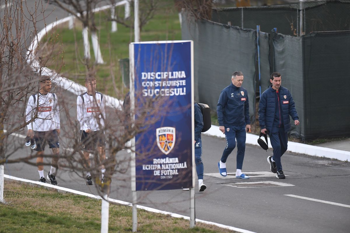 Imagini de la antrenamentul României » Ce „tricolor” a fost ținut aproape de Edi Iordănescu + ce se întâmplă cu Mario Camora