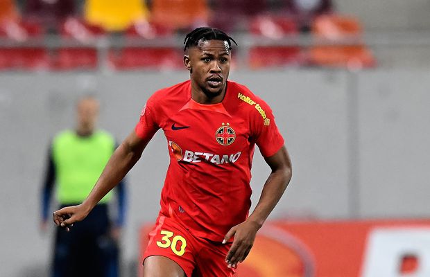 „Din vina lui!” » Selecționerul Africii de Sud  a spus adevăratul motiv pentru care Ngezana nu a mai ajuns la lot