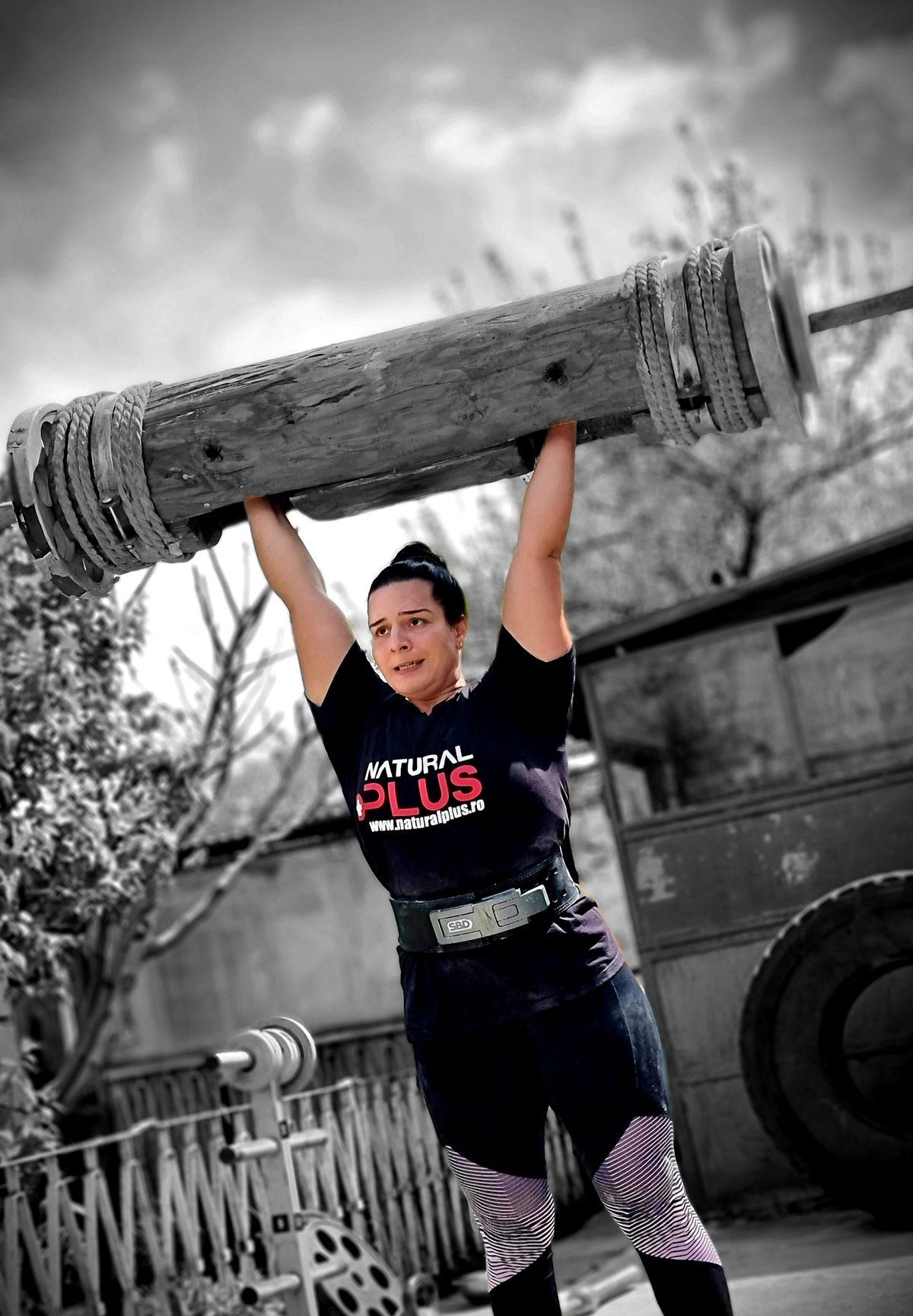 Ce mănâncă şi cum se antrenează cea mai puternică femeie din România: „Am tras un tir de 14 tone după mine. Arnold m-a felicitat” + Ce le răspunde haterilor