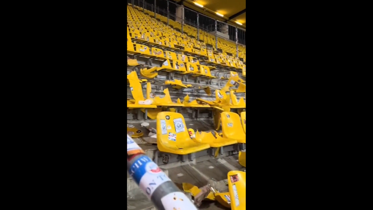 Dezastru! Fanii au lăsat PRĂPĂD în urma lor la meciul din Germania » Daune de 50.000 de euro