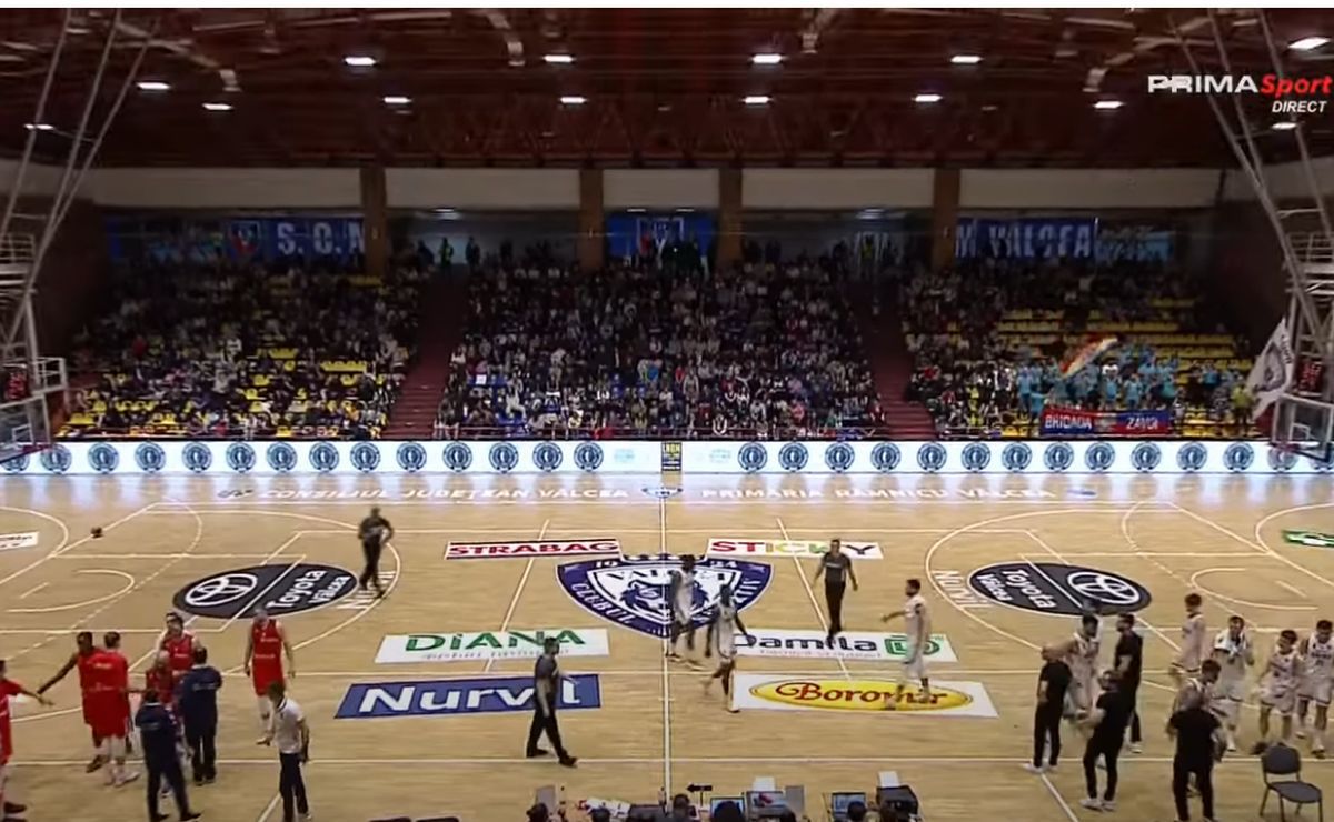 CSM Oradea, învinsă pentru a doua oară în 23 de etape din Liga Națională de baschet masculin » Gafa Federației: câți spectatori au anunțat