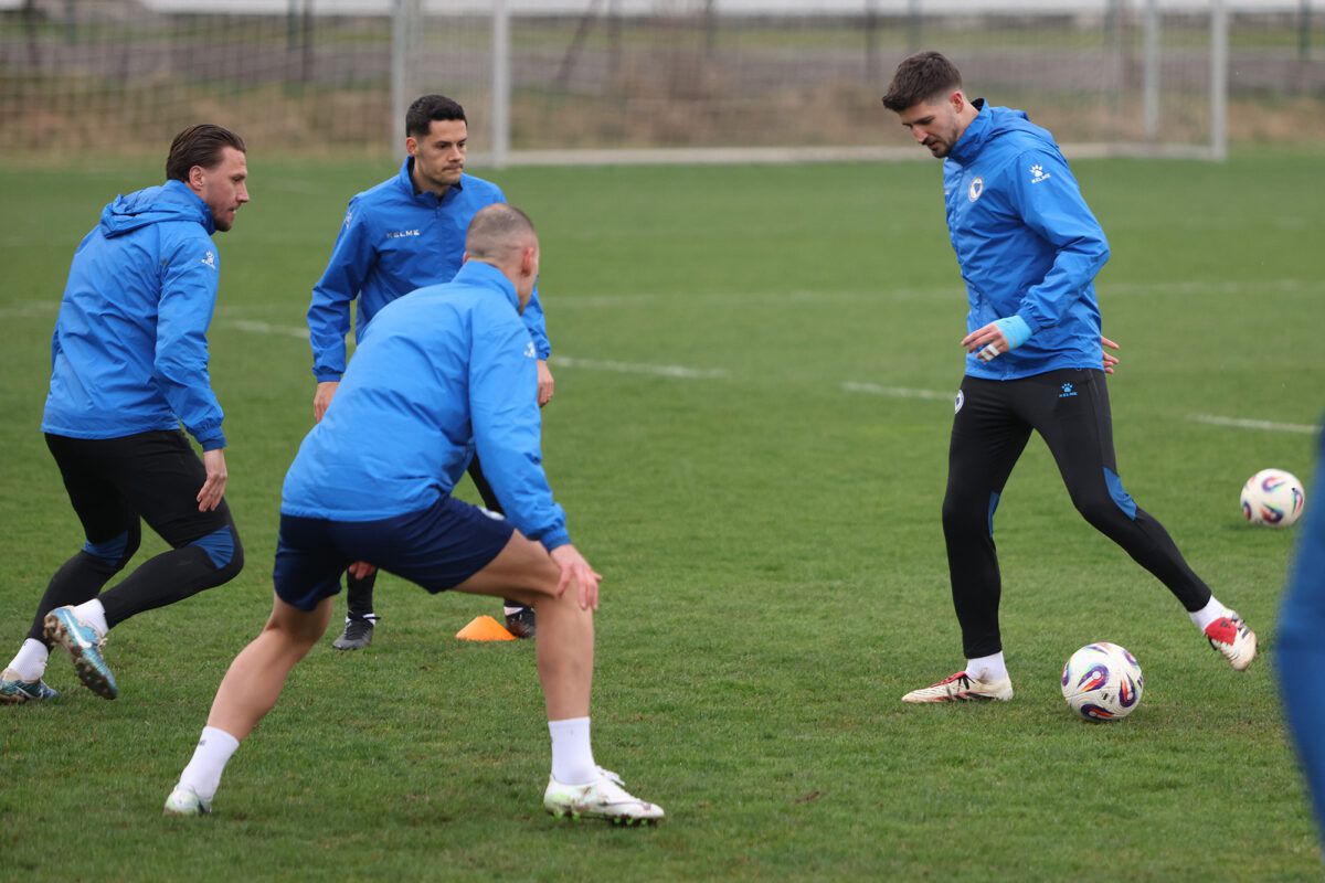 Cum au apărut jucătorii Bosniei la antrenament