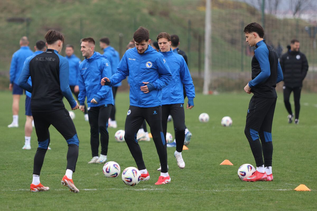 Cum au apărut jucătorii Bosniei la antrenament