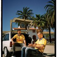 Gică Craioveanu a prezentat noul echipament al lui Villarreal / foto: villarrealcf.es