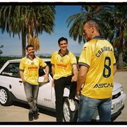 Gică Craioveanu a prezentat noul echipament al lui Villarreal / foto: villarrealcf.es