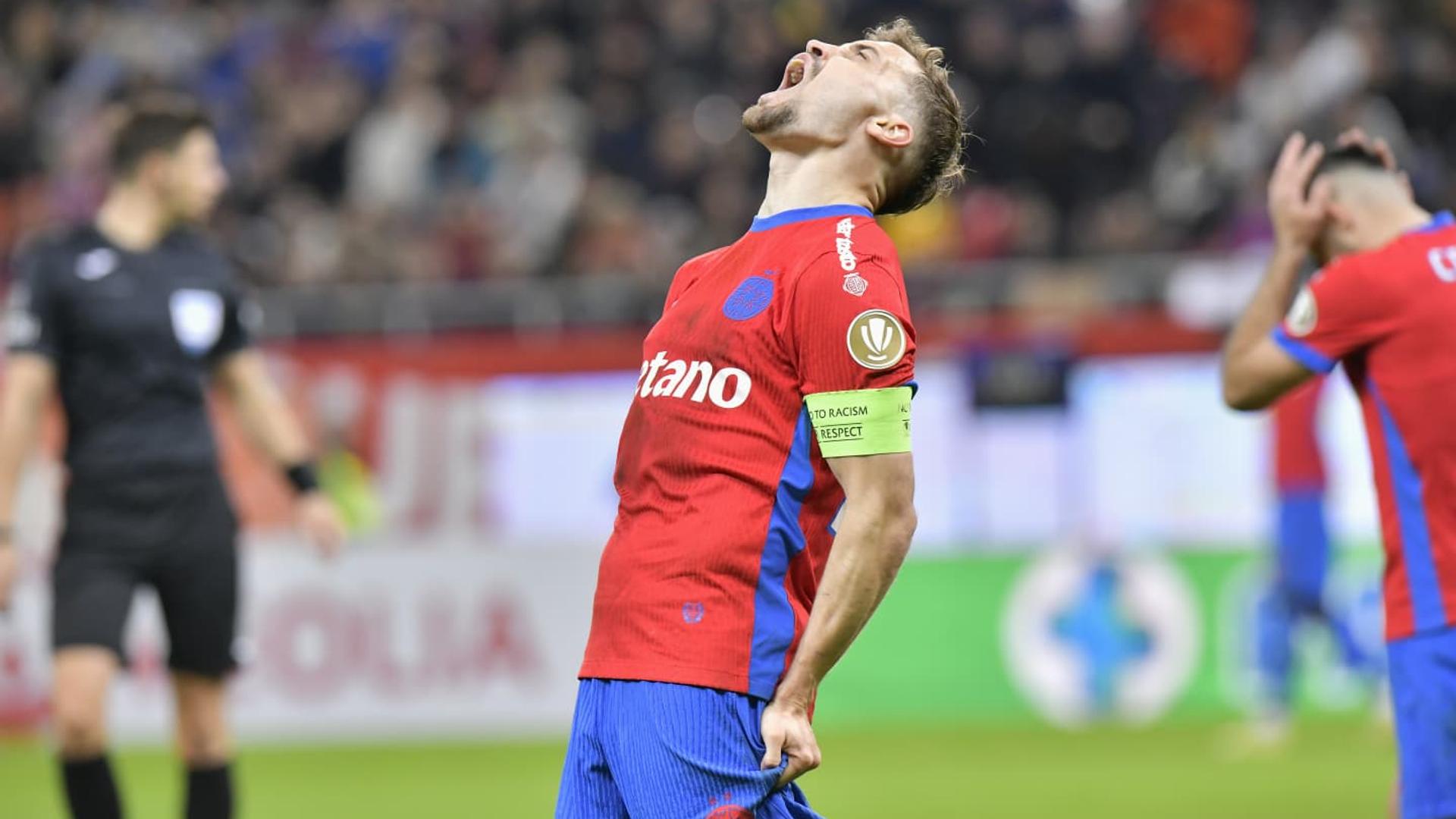 Darius Olaru în tricoul FCSB pe teren, în contextul ofertei St. Gilloise și negocierilor cu Gigi Becali preț pentru transfer | sursa foto: Gazeta Sporturilor