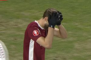 Alibek Aliev a oferit ratarea play-off-ului » Din 4 metri și cu poarta goală, a cruțat-o pe Rapid!