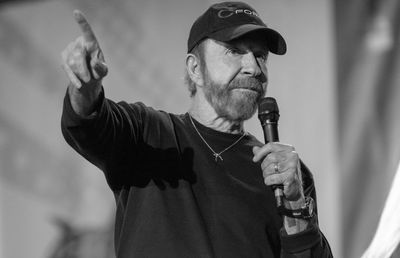 Celebrul Chuck Norris a decedat la 86 de ani: „A inspirat milioane de oameni din întreaga lume”