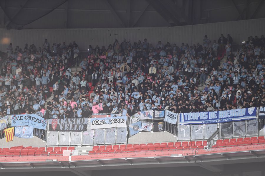 Fanii lui Celta Vigo în deplasarea de la Lyon / Imago Images Confruntări pe străzi după Lyon - Celta Vigo » Un suporter a fost înjunghiat