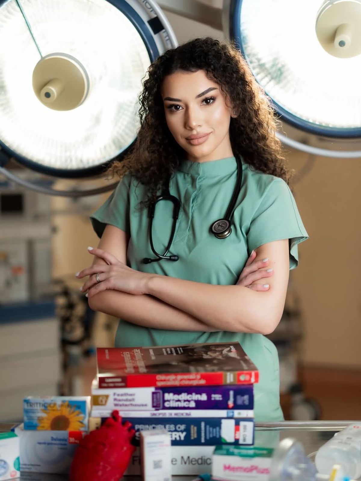 Cine este partenera lui Marius Coman: „O potrivire făcută în rai” + Ce a postat soția lui imediat după convocarea neașteptată