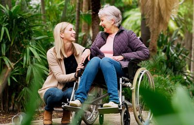 Liniște pentru tine, grijă pentru părinții și bunicii tăi