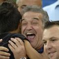 Gigi Becali speră să obțină bani mulți pe Florinel Coman și Dennis Man