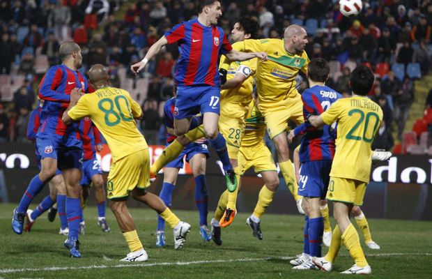 EXCLUSIV // VIDEO Prime COLOSALE în Liga 1 pentru o victorie cu Steaua: „Atât de mult voia să îi batem! I-am luat banii atunci”