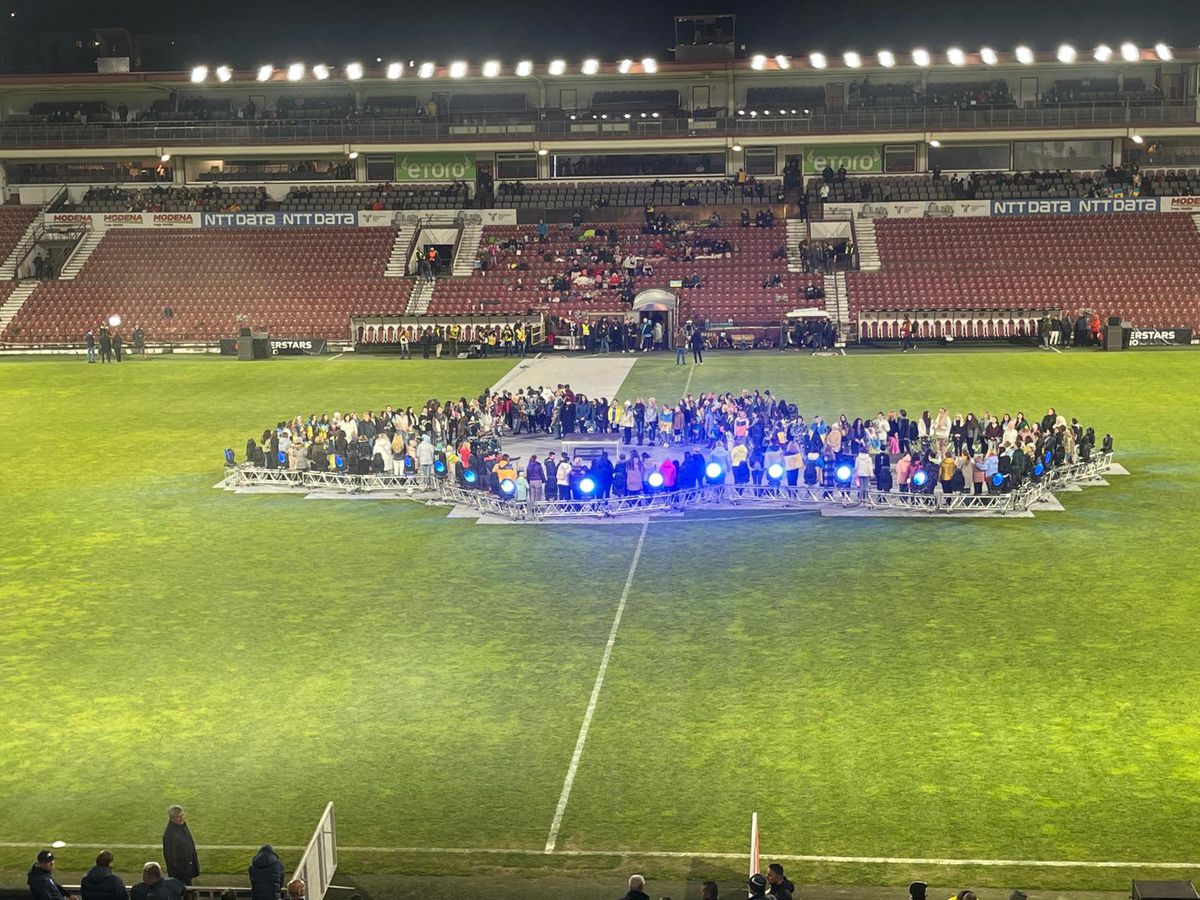 La pace » CFR Cluj - Dinamo Kiev, amical caritabil fără goluri în Gruia, disputat în fața a 5.000 de oameni