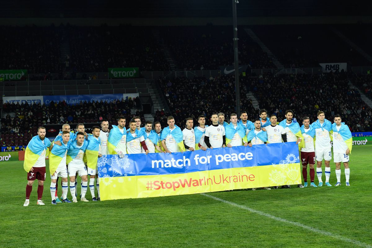 Lacrimile ucrainenilor după meciul pentru pace cu CFR: „Mulțumim Clujului și României pentru această seară!”