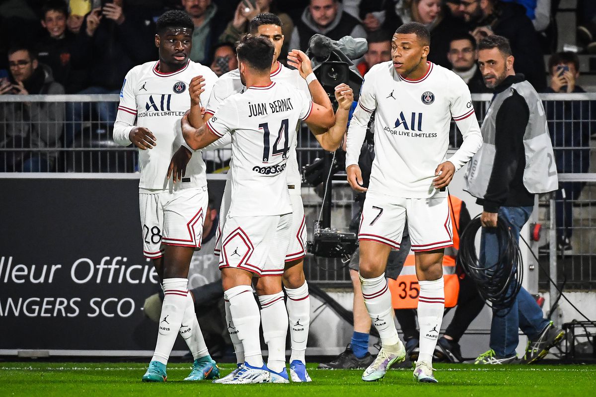 PSG, campioană după victoria cu Angers
