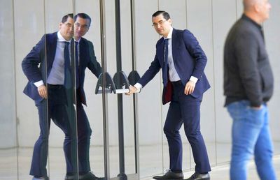 Răzvan Burleanu a dezvăluit ce salariu are la FRF: „Încă nu l-am publicat, dar o voi face. Nu m-am ascuns niciodată” + Candidează pentru un nou mandat: „Tehnic, există o posibilitate”