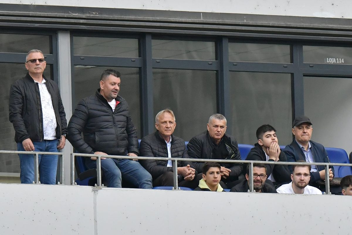 Notele GSP, după FCU Craiova - Dinamo 1-1 » Doi antrenori cu lipsuri mari și un MVP surpriză