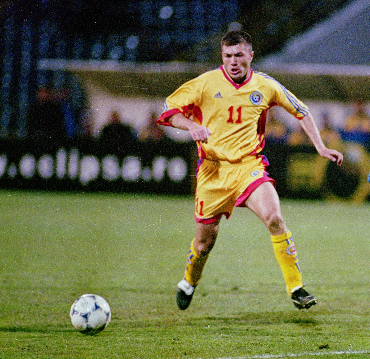 Cobra #50 » Geniul rebel Adrian Ilie a împlinit 50 de ani. Fotografii spectaculoase, dezvăluiri și regrete: „Publicul mă venera... E cea mai mare greșeală a carierei mele”