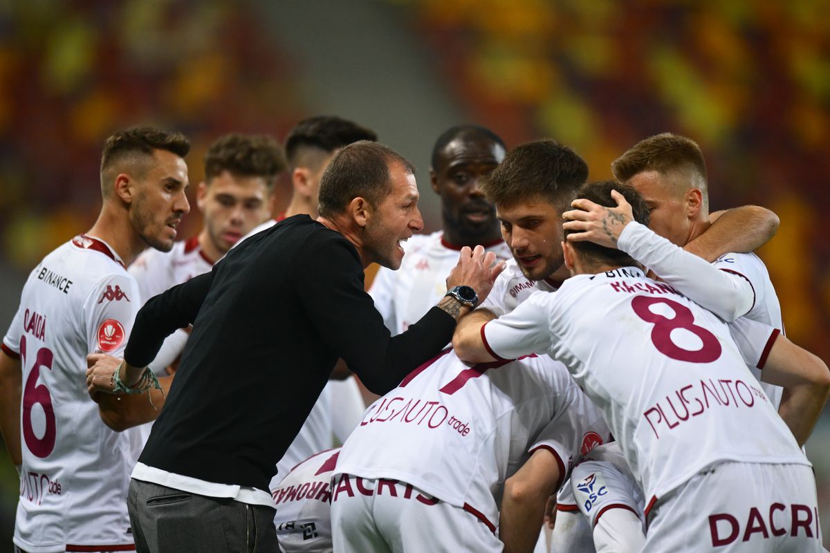 Bogdan Lobonț și-a „urecheat” elevii: „E foarte mult de muncă la apartenenţa față de Rapid”