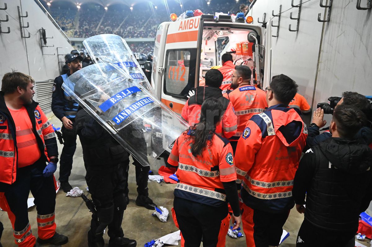 Scene revoltătoare pe Arena Națională » Jandarmii, nevoiți să intervină cu scuturile în momentul accidentării lui Hromada