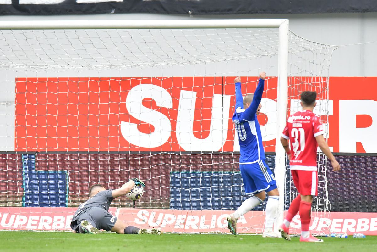 Notele GSP, după FCU Craiova - Dinamo 1-1 » Doi antrenori cu lipsuri mari și un MVP surpriză