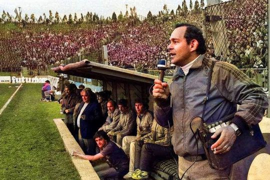Octavian Vintilă, comentator radio la Steaua - Anderlecht. Sursa foto: Facebook / AS47