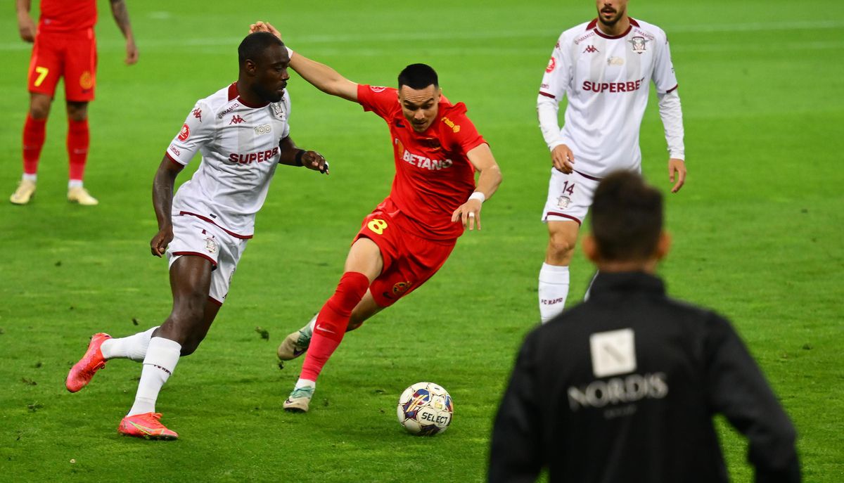 Note de la 4 la 8 în derby-ul FCSB - Rapid » Cine s-a remarcat și cine a dat greș: „Și-a complicat iar existența în raport cu Becali”