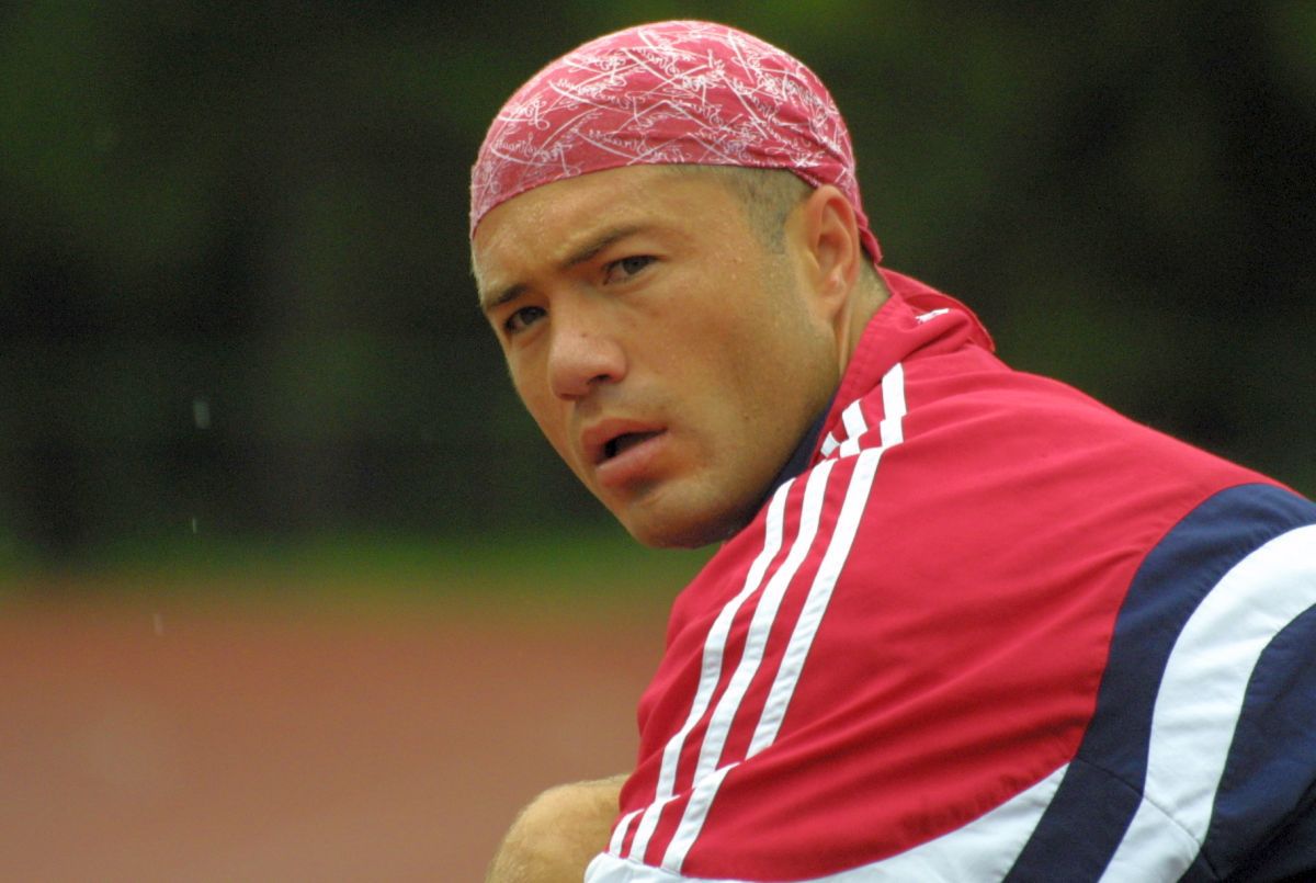 Cobra #50 » Geniul rebel Adrian Ilie a împlinit 50 de ani. Fotografii spectaculoase, dezvăluiri și regrete: „Publicul mă venera... E cea mai mare greșeală a carierei mele”