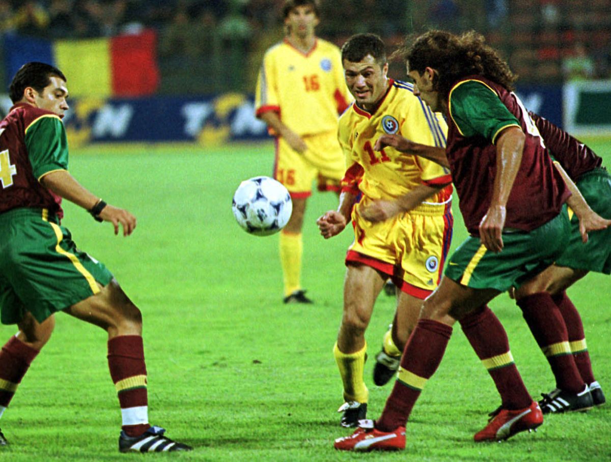 Cobra #50 » Geniul rebel Adrian Ilie a împlinit 50 de ani. Fotografii spectaculoase, dezvăluiri și regrete: „Publicul mă venera... E cea mai mare greșeală a carierei mele”