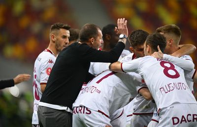 Bogdan Lobonț și-a „urecheat” elevii: „E foarte mult de muncă la apartenenţa față de Rapid”