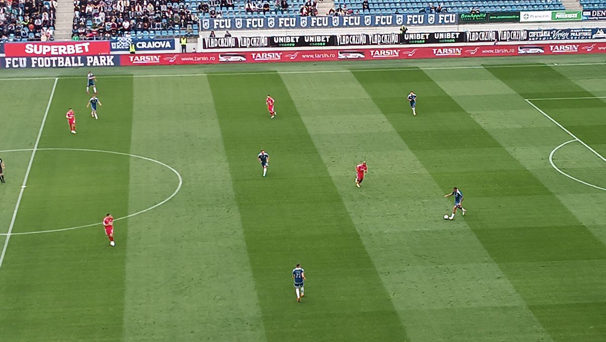 FCU Craiova - Dinamo, imagini de meci