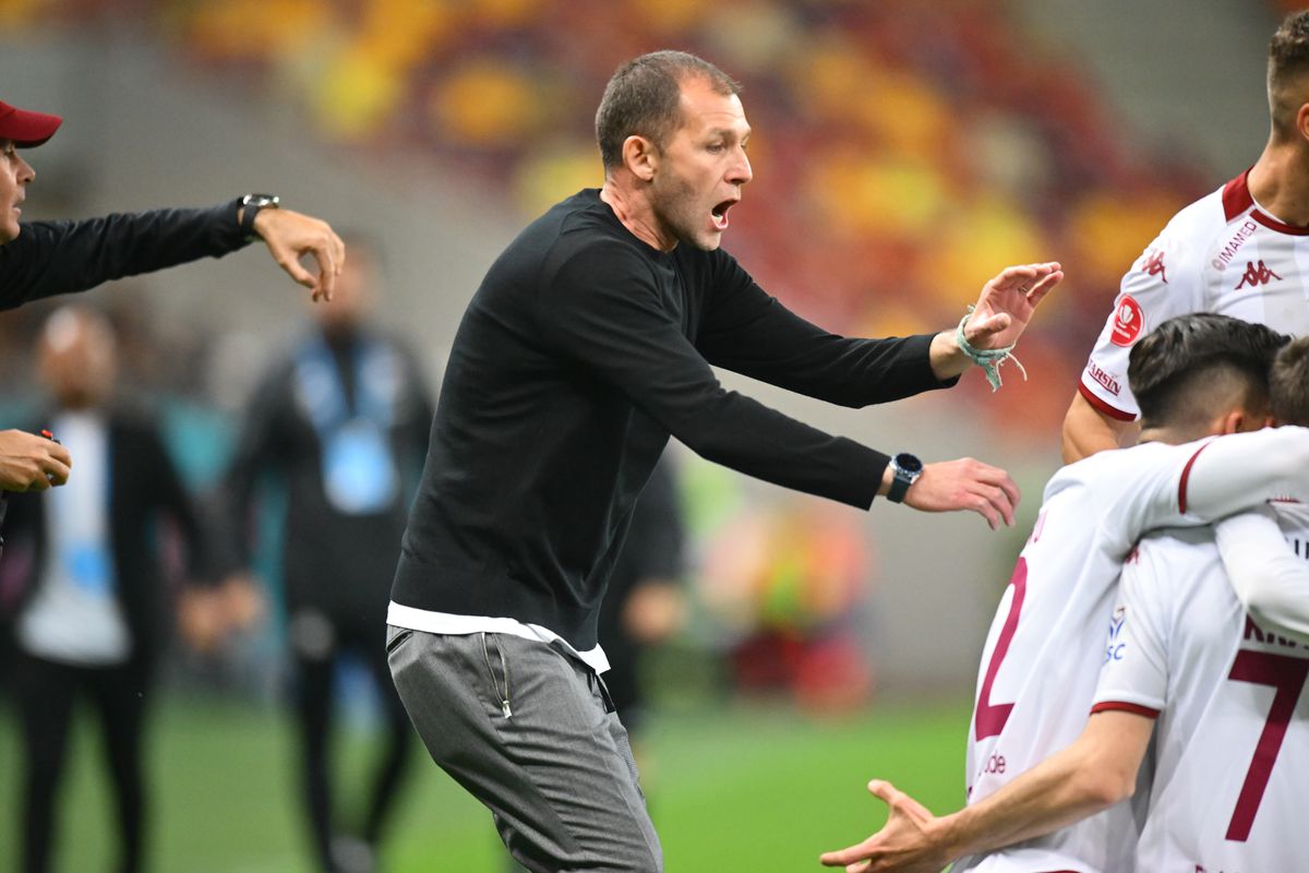 Bogdan Lobonț și-a „urecheat” elevii: „E foarte mult de muncă la apartenenţa față de Rapid”