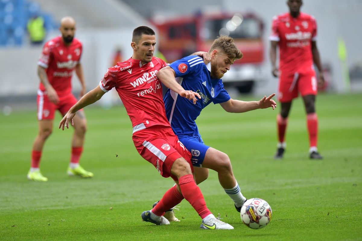 FCU Craiova - Dinamo, imagini de meci