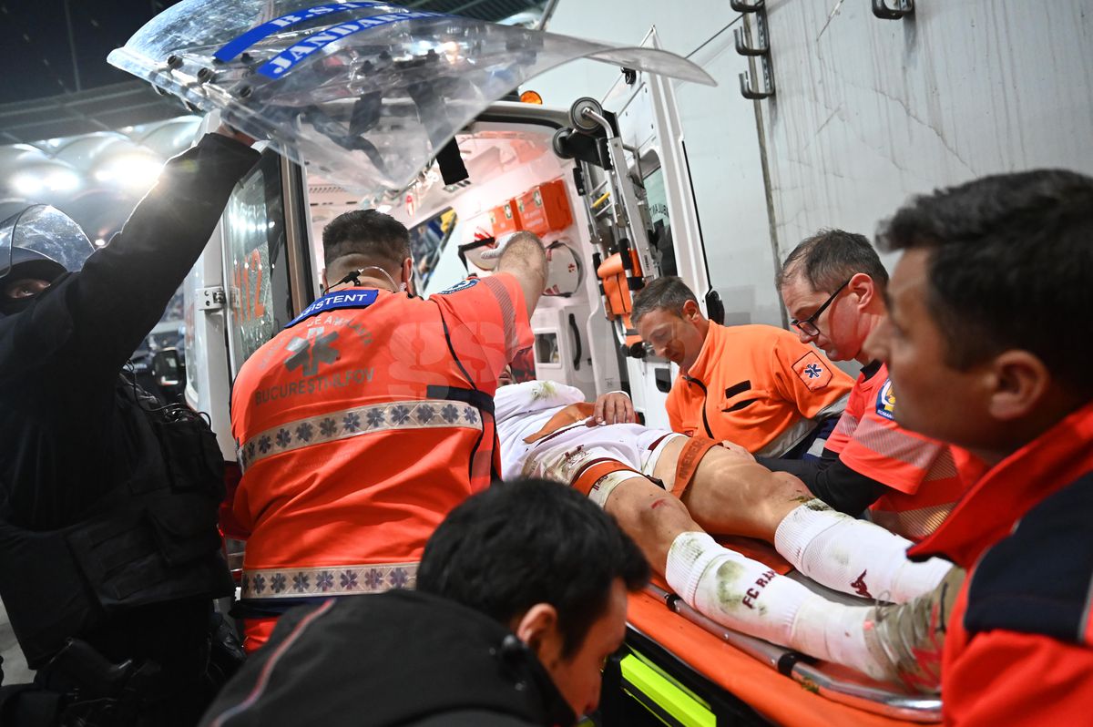 Scene revoltătoare pe Arena Națională » Jandarmii, nevoiți să intervină cu scuturile în momentul accidentării lui Hromada